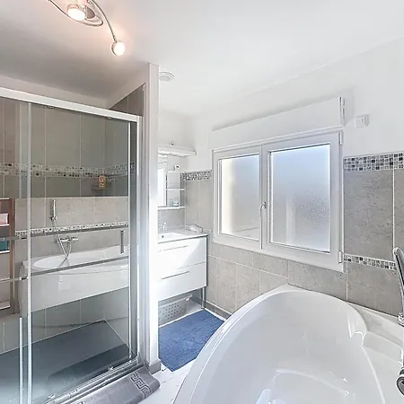 - Les A La Βίλα Bray-Dunes